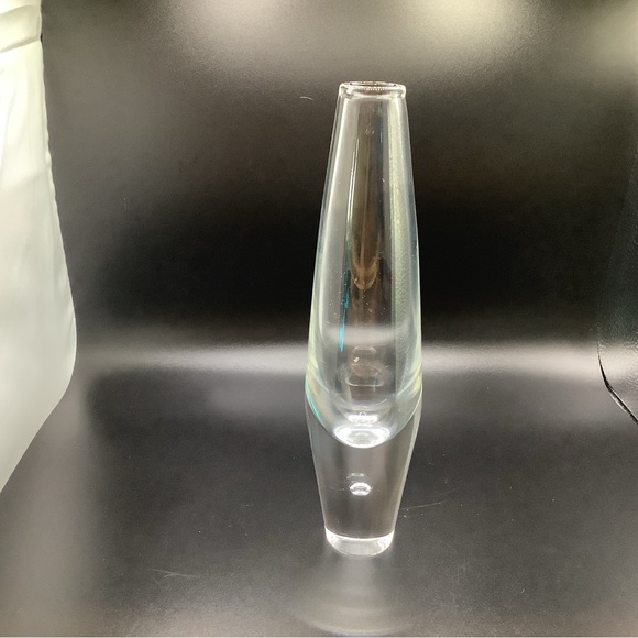 SIGNED Steuben 8.25” bud vase controlled bubble signed